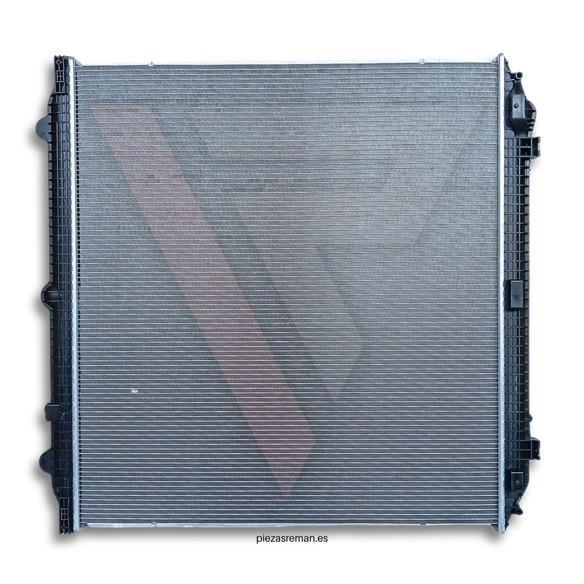 Radiador de líquido Mercedes Actros MP4 Euro 6 A9605000801, CR865000P, 130044N, 9605000801, A960 500 0801, A 960 500 08 01 Piezas Reman